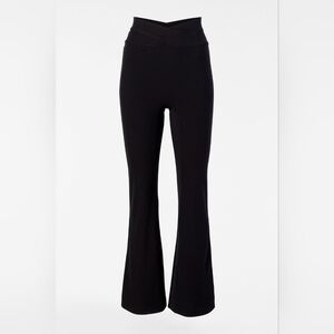 NWT BANDIER Luna Wrap Flare Legging - Black